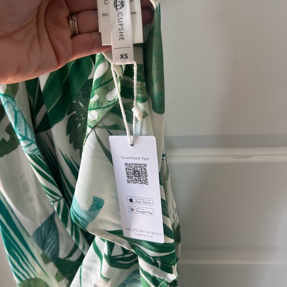 Cupshe Green Leaf Print Dress - Picture 5 of 5